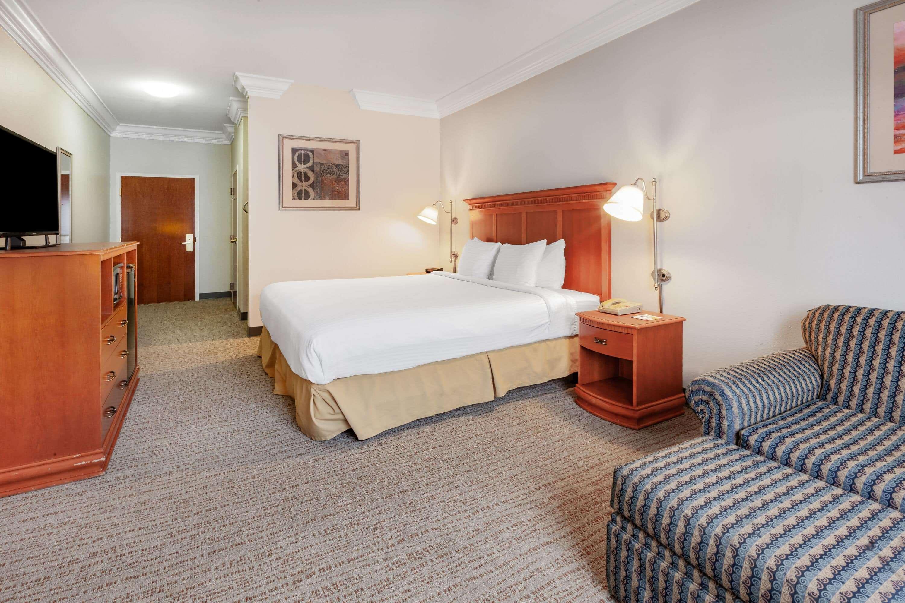 Days Inn By Wyndham Alta Vista Altavista Kültér fotó